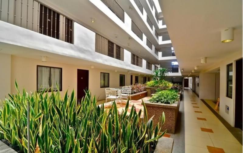 Vittoria Suites At Northpoint Pines Estate Davao City Extérieur photo